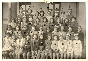 ECOLE LAMORICIERE FILLES 1945 CE2